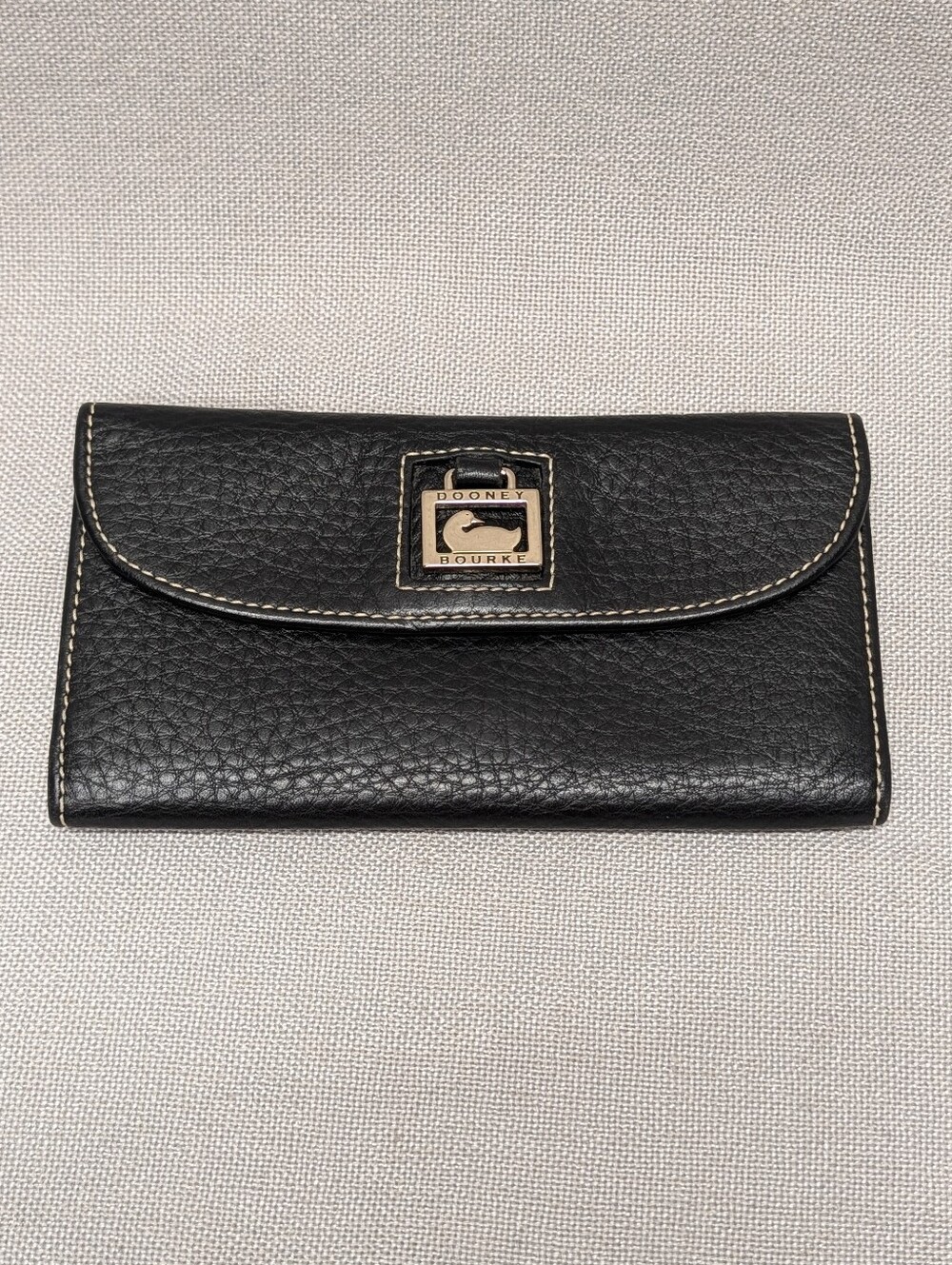 Dooney & Bourke Black Leather Continental Wallet EUC